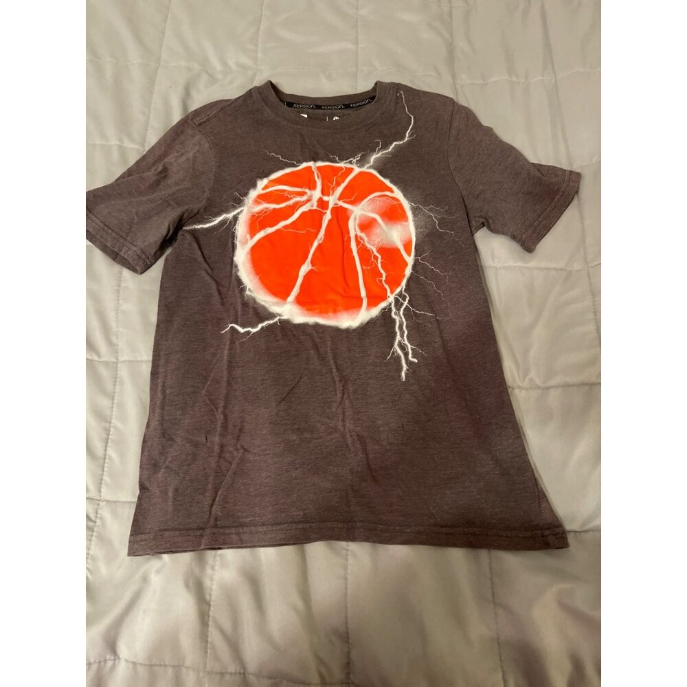 Boys Xersion Gray Lightning Basketball Graphic Tee XL Cotton/Polyester Blend